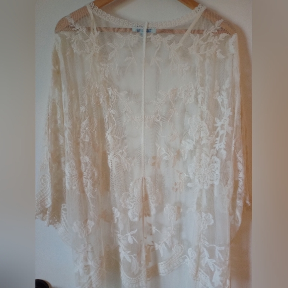 She + Sky Cream Lace Kimono Robe Coverup Boho Style Size Medium / Large - Picture 9 of 16